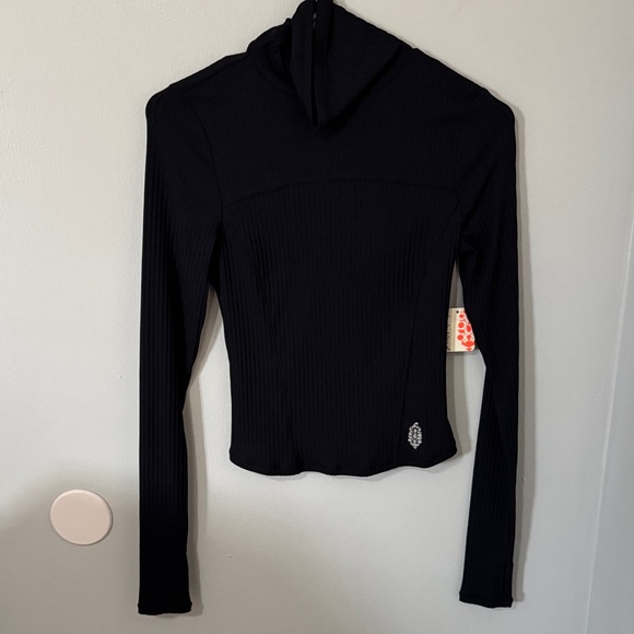 Free People Movement Tempo Ribbed Turtleneck Top - Black Size XS or Small - Picture 5 of 10